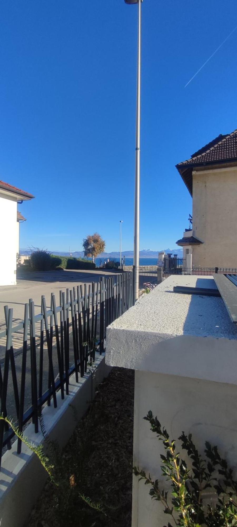 Апартаменты L'Escale Du Leman Амфион-ле-Бен Экстерьер фото